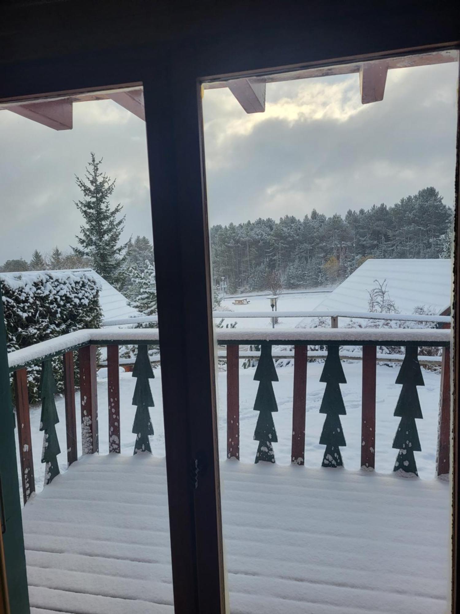 Maison De Bois Finlandaise Au Pied Des Pistes Bolquere ภายนอก รูปภาพ